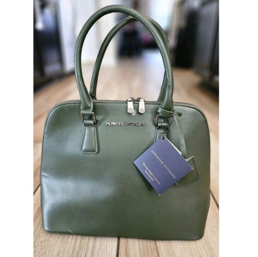 Adrienne Vittadini Women's Green Casual Chic Leather handbag. - Picture 2 of 15
